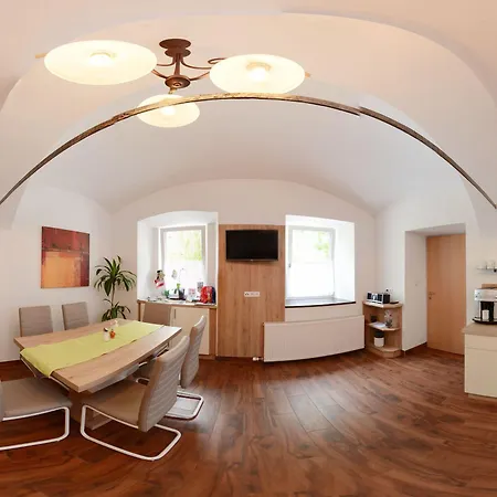 Bed & Breakfast Ferienwohnungen Und Zimmer Yassi 3*