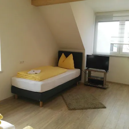 Ferienwohnungen Und Zimmer Yassi
