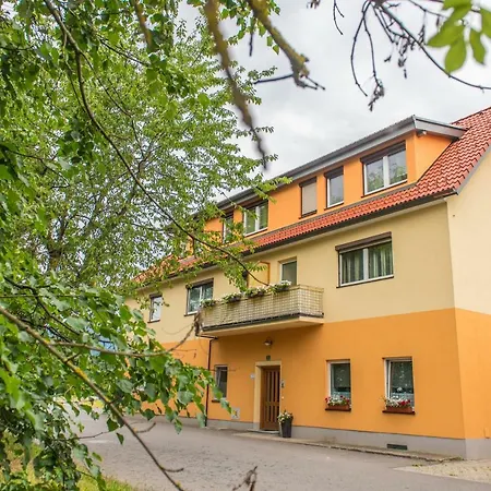 Bed & Breakfast Ferienwohnungen Und Zimmer Yassi