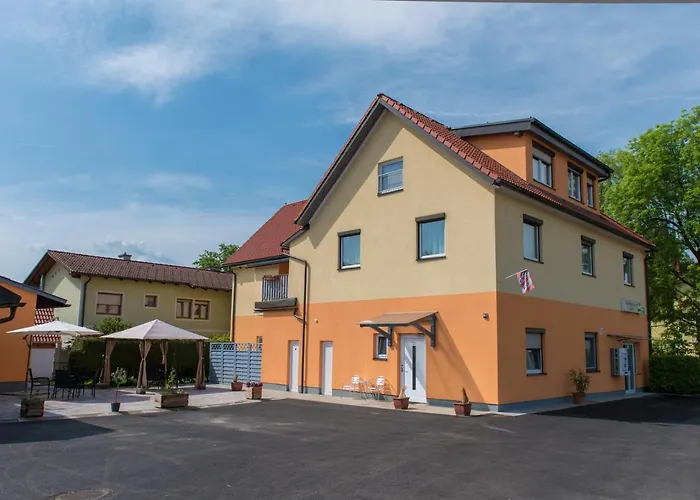 Und Yassi Bed and Breakfast Spielberg Bei Knittelfeld