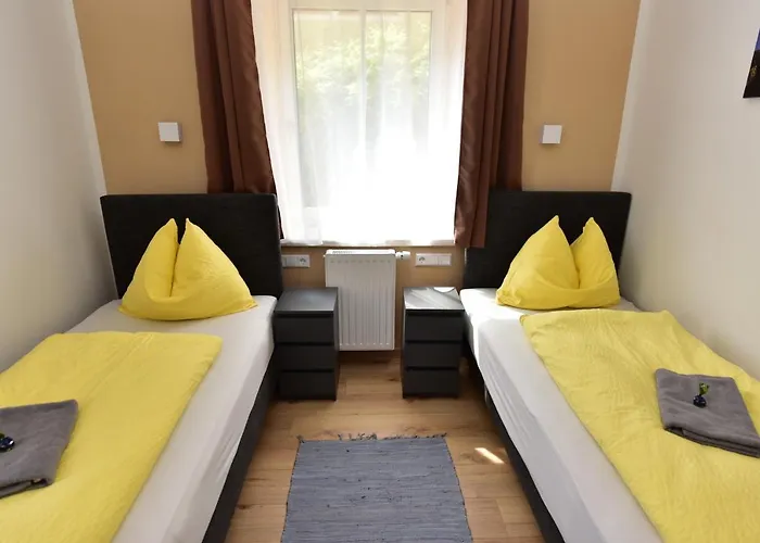 Ferienwohnungen Und Zimmer Yassi 3* Spielberg Bei Knittelfeld