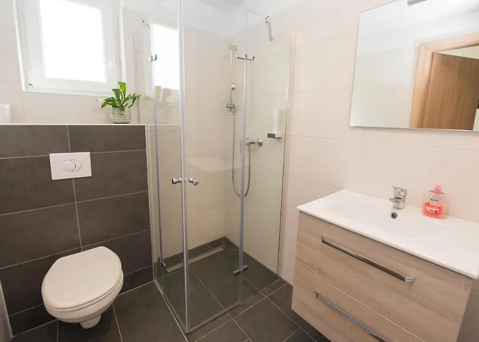 Und Yassi 3* Spielberg Bei Knittelfeld