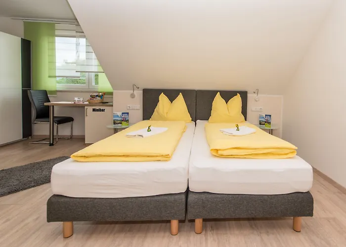 Ferienwohnungen Und Zimmer Yassi Bed & Breakfast